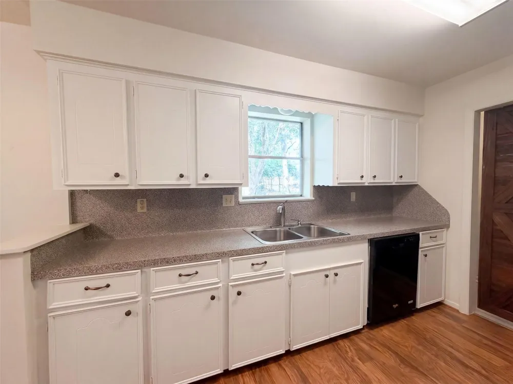 3506 Oxford Road Alvin, TX 77511