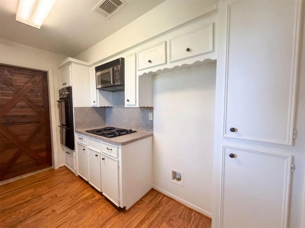 3506 Oxford Road Alvin, TX 77511
