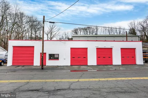 1260 LAUREL BOULEVARD