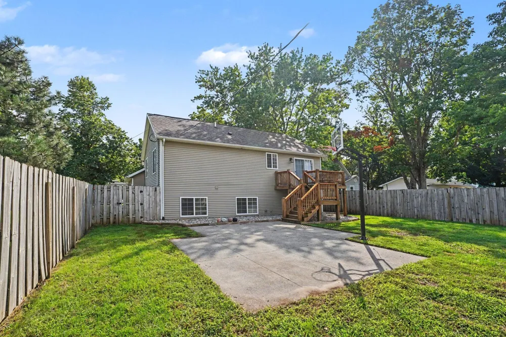 409 E Orleans Street Otsego, MI 49078