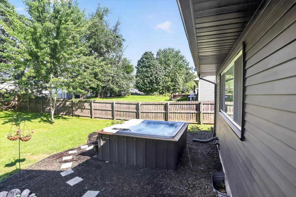 11626 Blueridge Street Schoolcraft, MI 49087