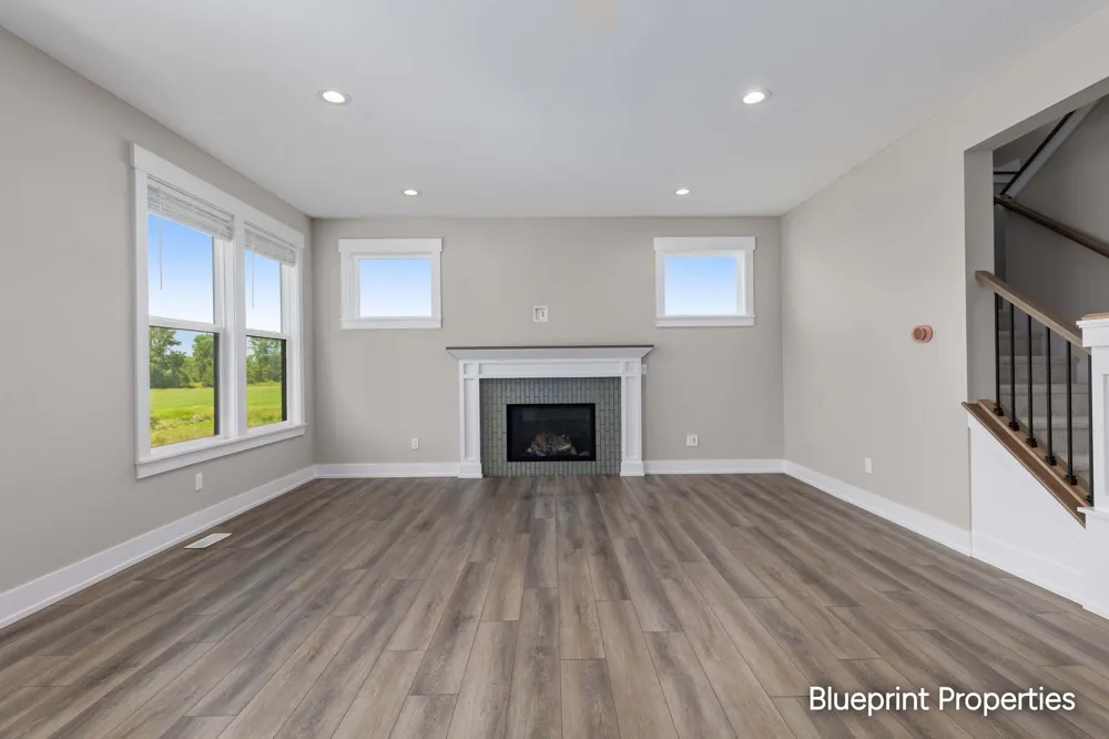 6755 Alto Farm Lane Alto, MI 49302