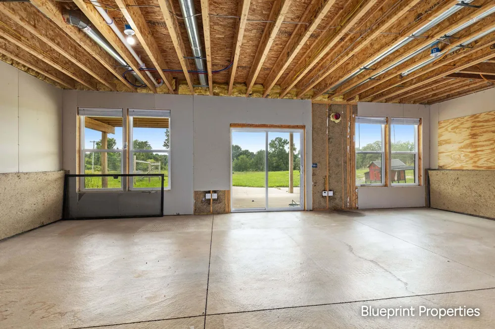 6755 Alto Farm Lane Alto, MI 49302