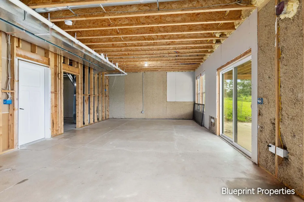 6755 Alto Farm Lane Alto, MI 49302