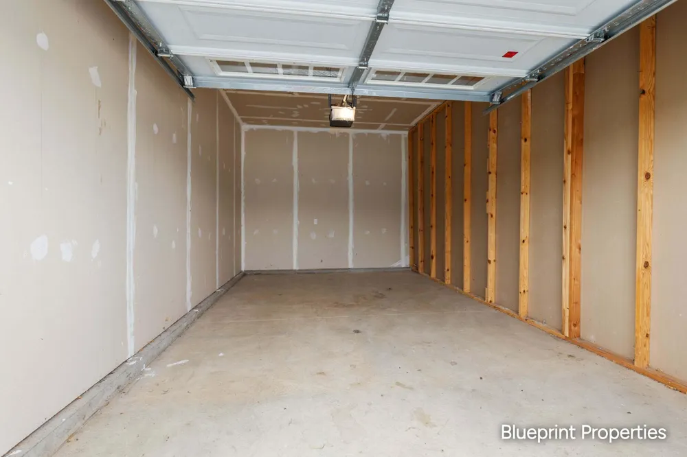 6755 Alto Farm Lane Alto, MI 49302
