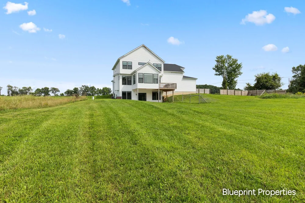 6755 Alto Farm Lane Alto, MI 49302