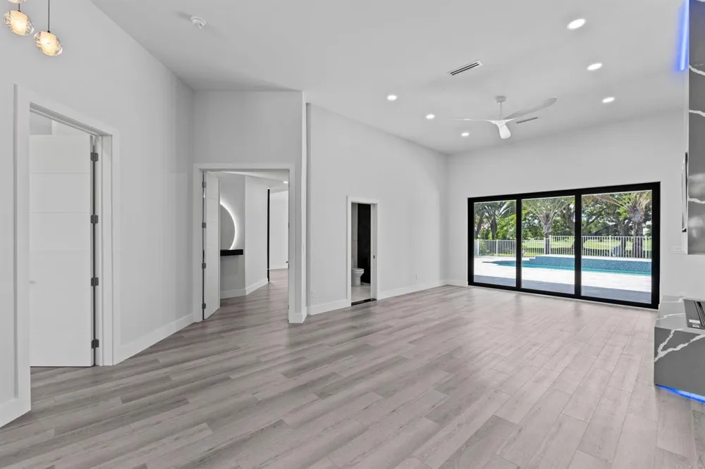 11690 STONEHAVEN WAY West Palm Beach, FL 33412