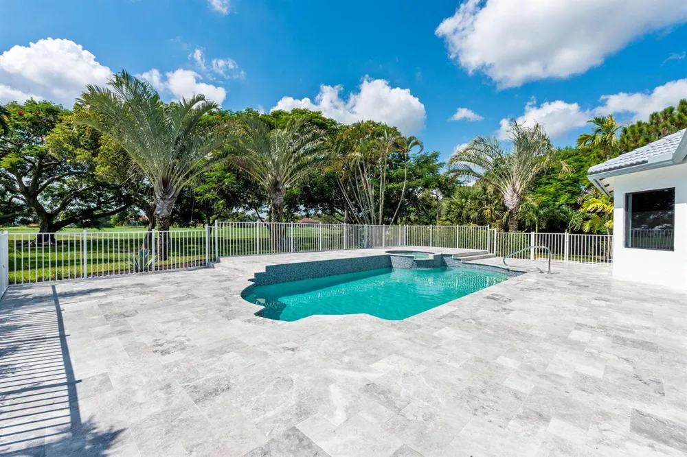 11690 STONEHAVEN WAY West Palm Beach, FL 33412