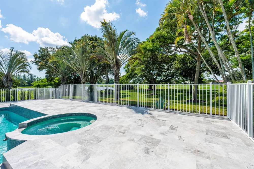 11690 STONEHAVEN WAY West Palm Beach, FL 33412