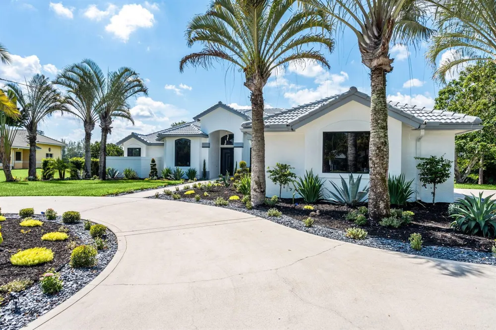 11690 STONEHAVEN WAY West Palm Beach, FL 33412