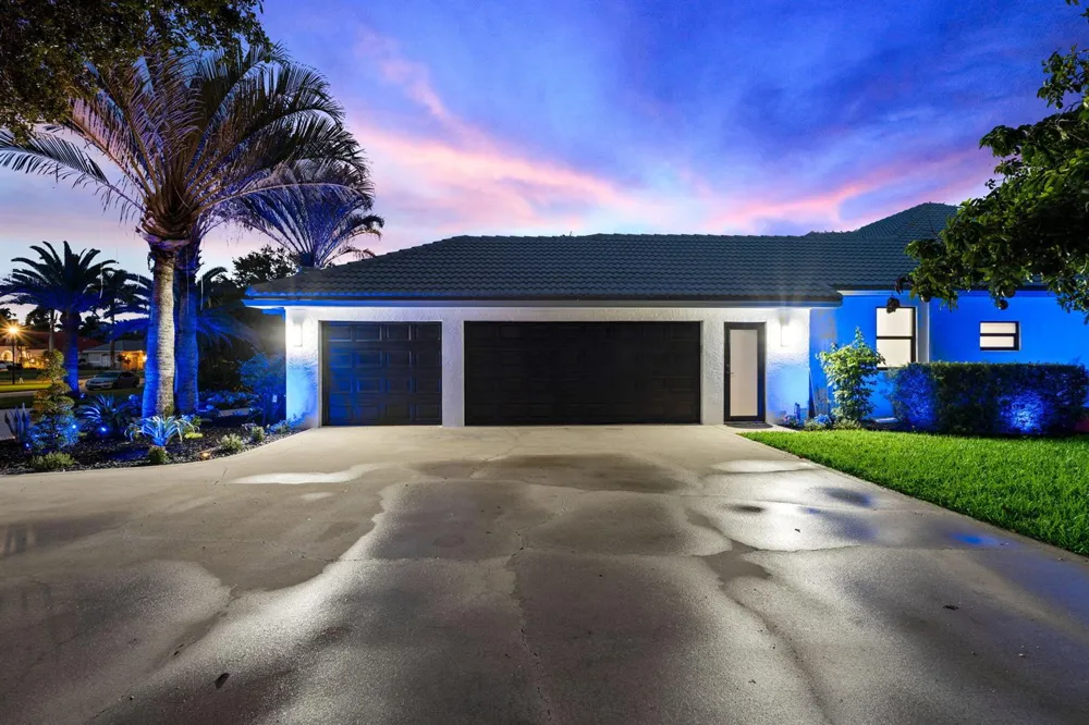 11690 STONEHAVEN WAY West Palm Beach, FL 33412