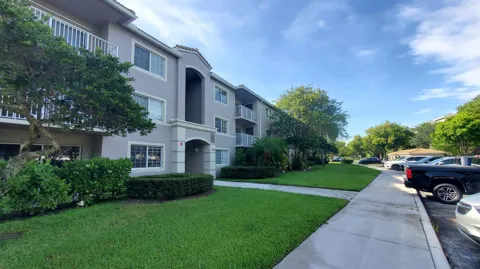 5011 WILES ROAD #104