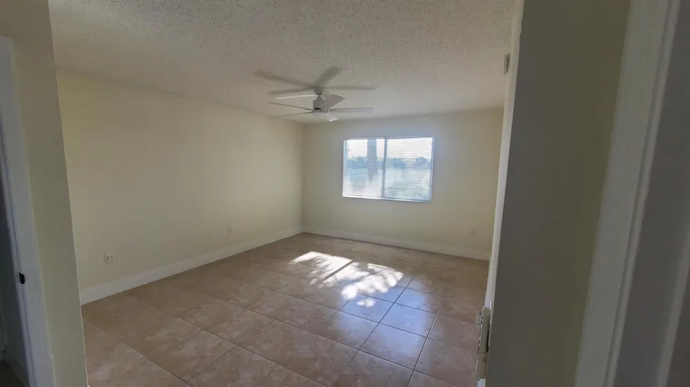 5011 WILES ROAD #104 Coconut Creek, FL 33073