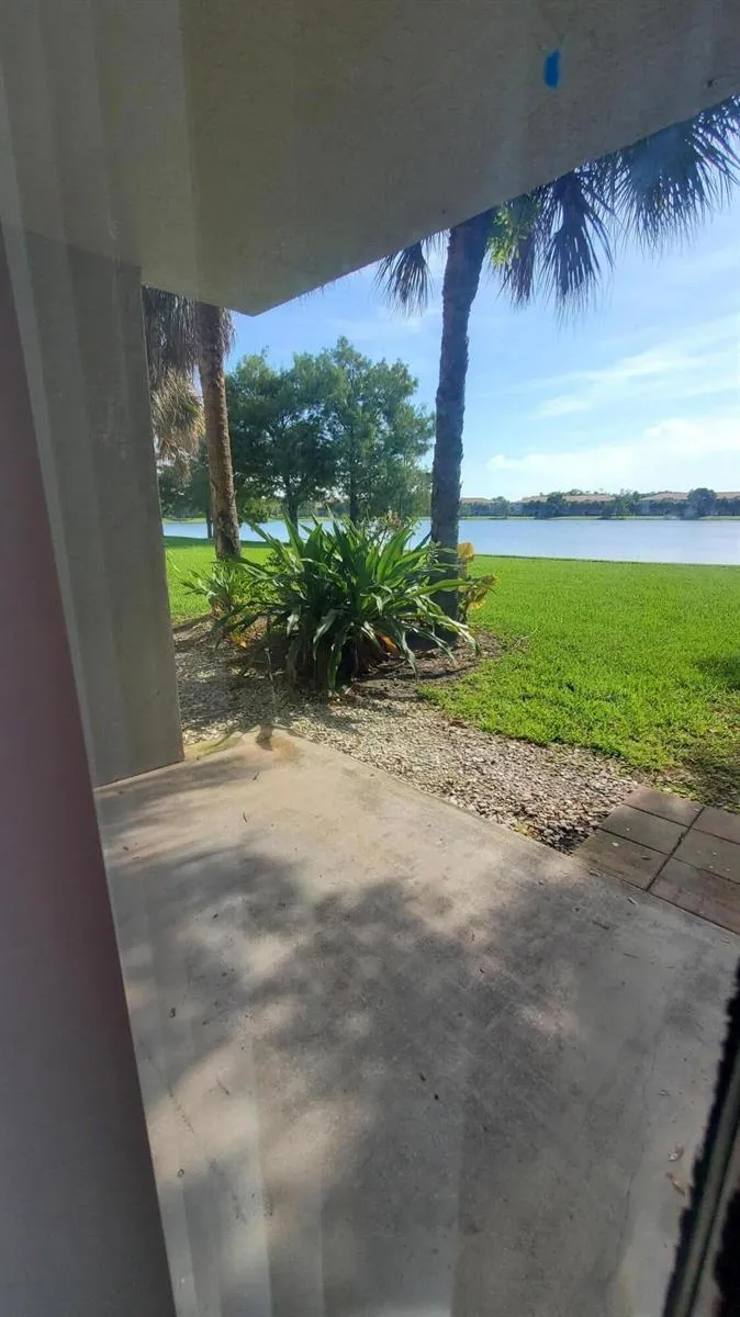 5011 WILES ROAD #104 Coconut Creek, FL 33073