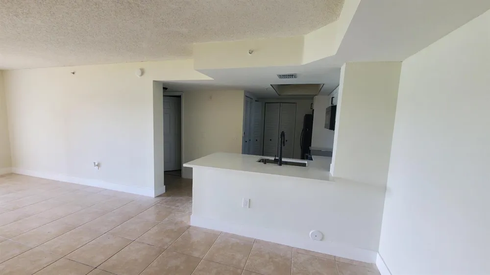 5011 WILES ROAD #104 Coconut Creek, FL 33073