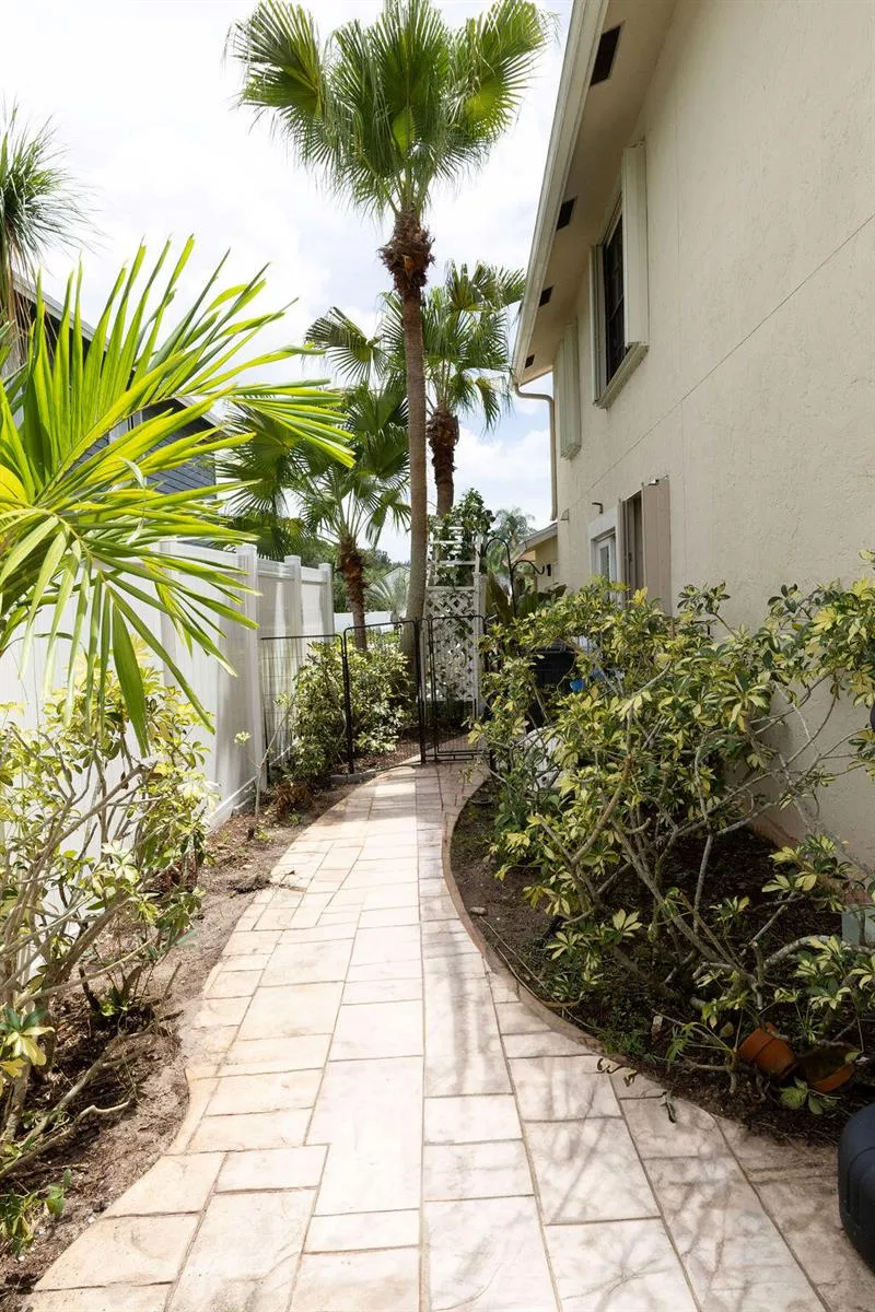 6310 KAMPUR COURT Boynton Beach, FL 33437
