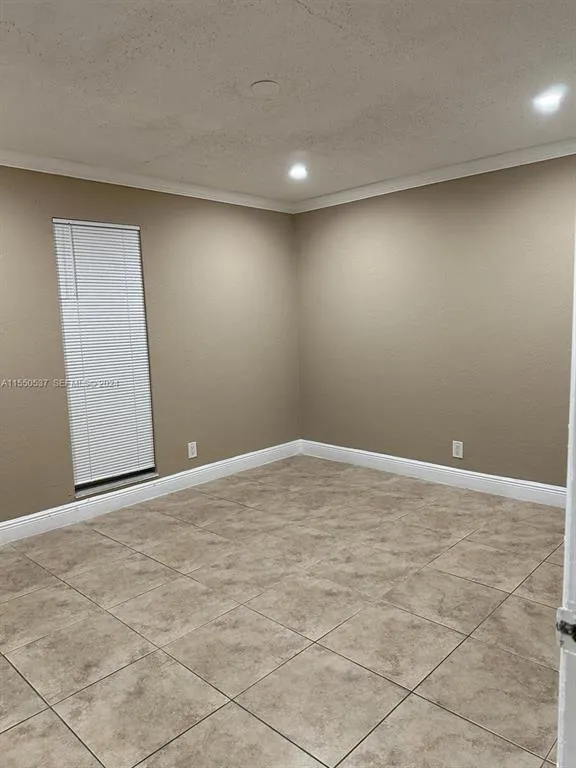 4533 TREEHOUSE LANE #H Tamarac, FL 33319