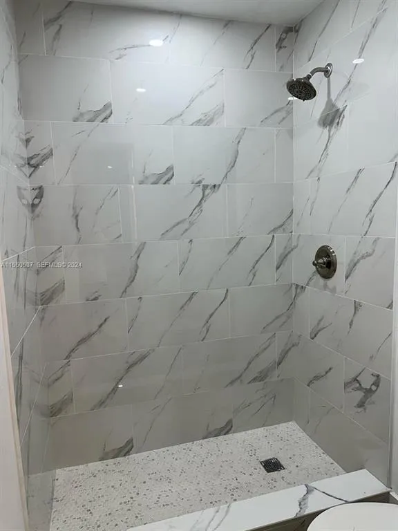 4533 TREEHOUSE LANE #H Tamarac, FL 33319