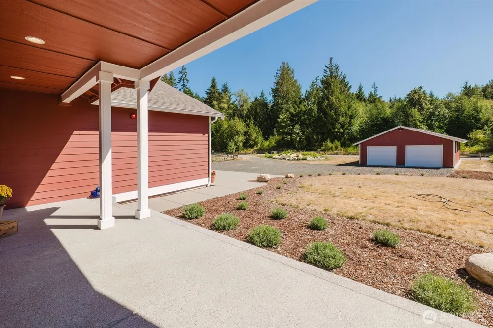 1726 Lilypad Place E Port Orchard, WA 98366