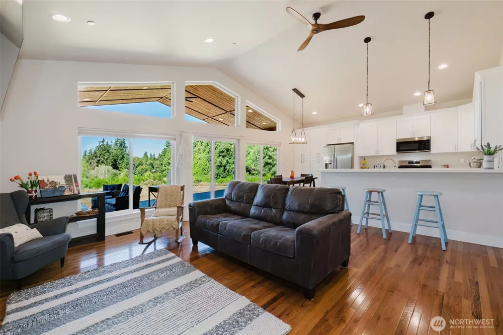1726 Lilypad Place E Port Orchard, WA 98366