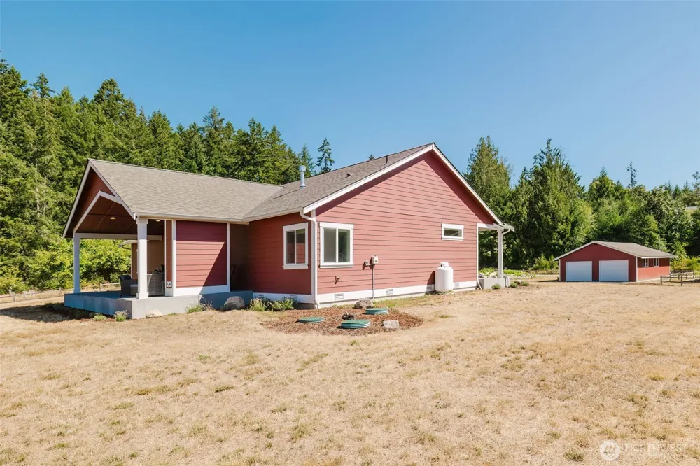 1726 Lilypad Place E Port Orchard, WA 98366