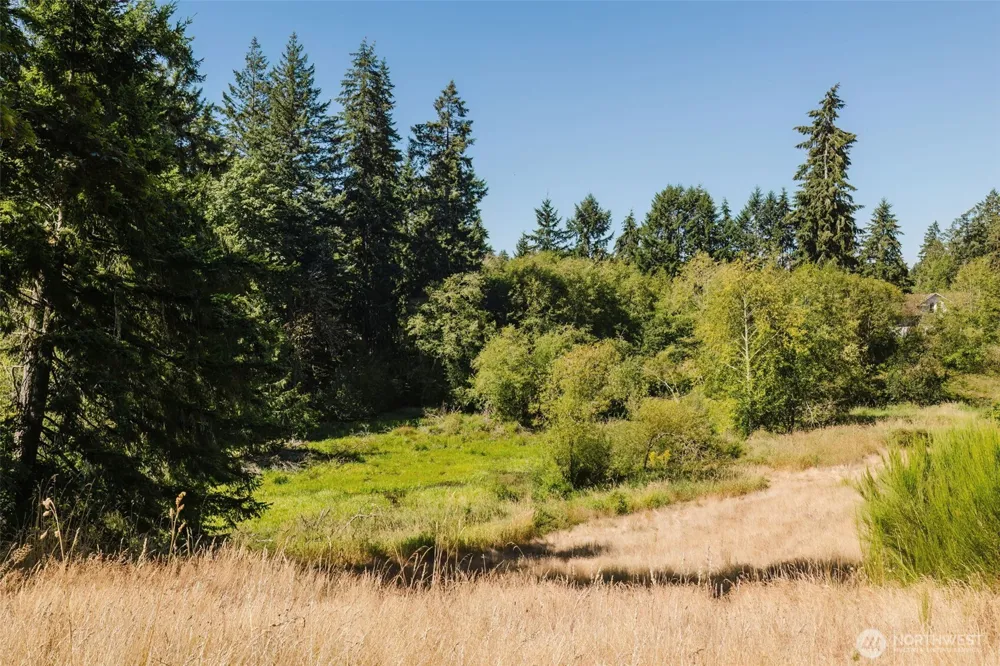 1726 Lilypad Place E Port Orchard, WA 98366