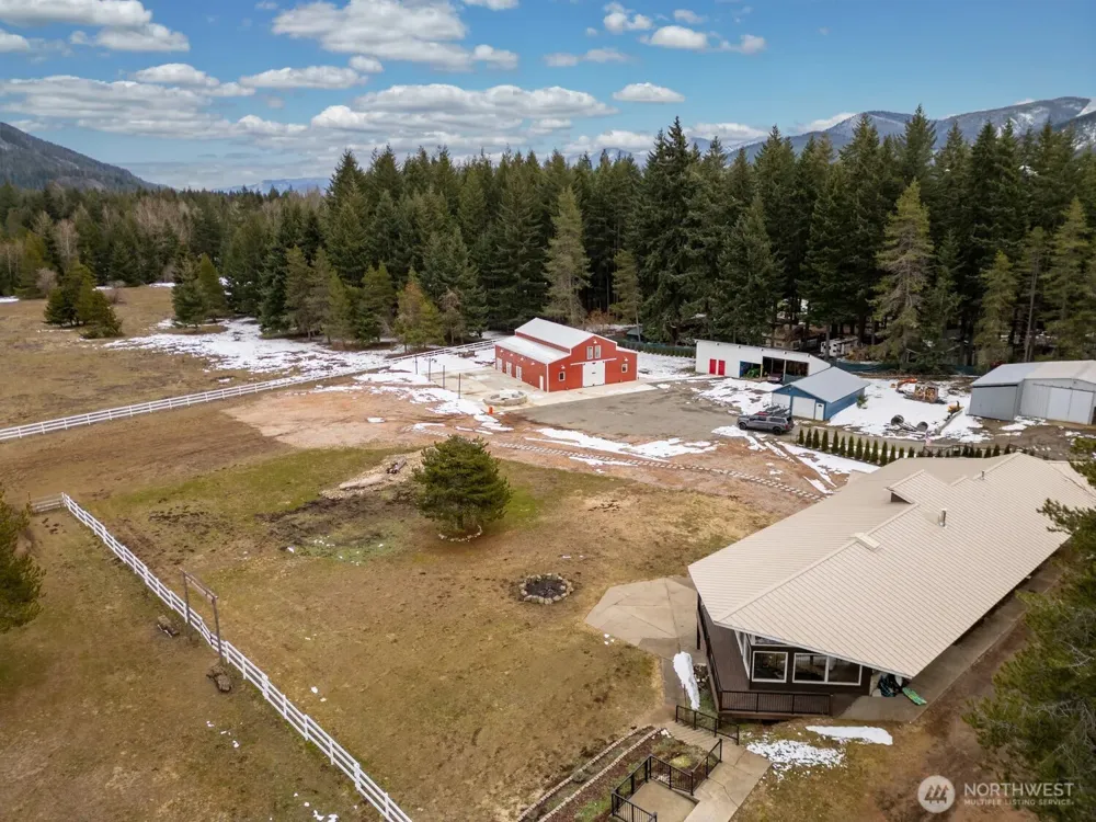 182 Silver Ridge Ranch Road Easton, WA 98925