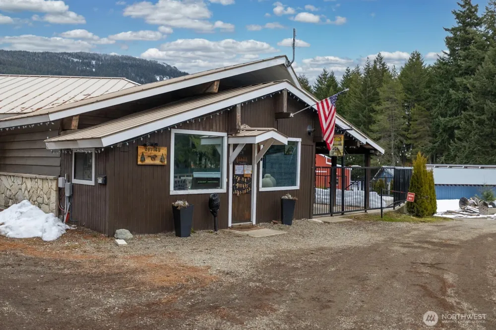 182 Silver Ridge Ranch Road Easton, WA 98925