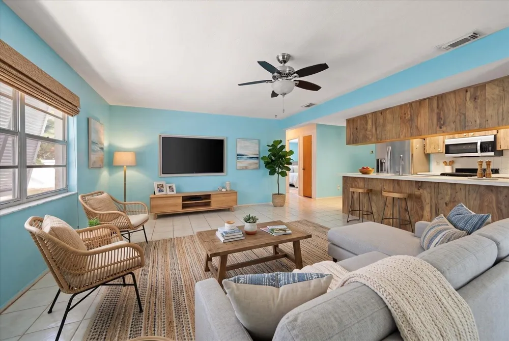 10928 118TH STREET Seminole, FL 33778