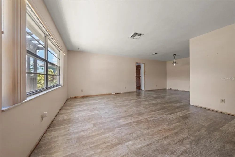 10928 118TH STREET Seminole, FL 33778