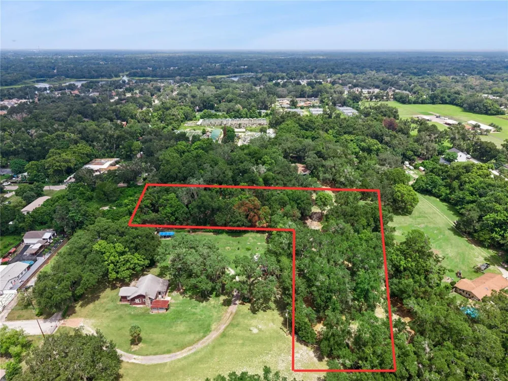 860 E LISA LANE Apopka, FL 32703