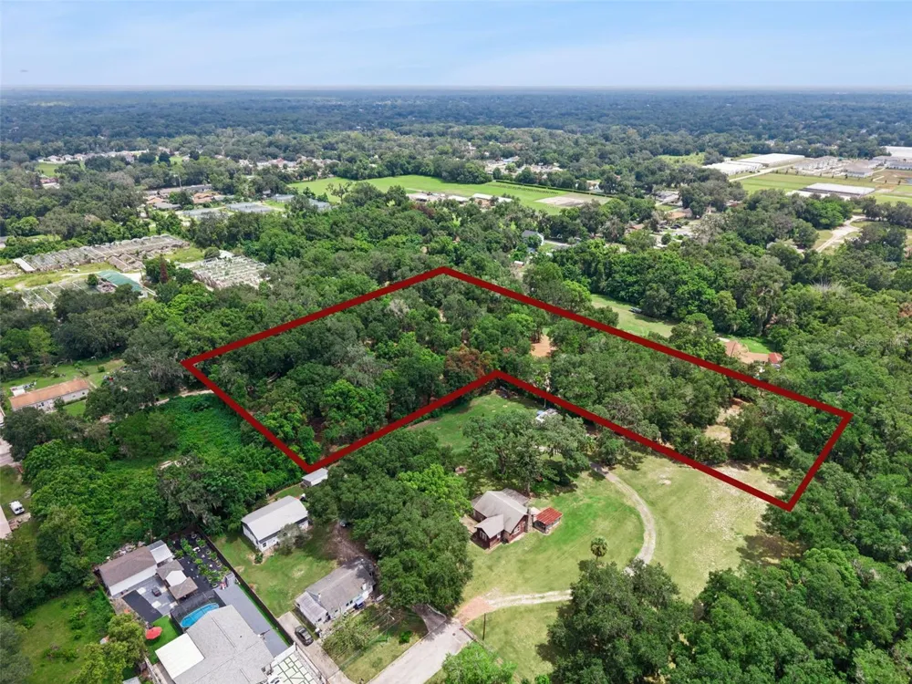 860 E LISA LANE Apopka, FL 32703