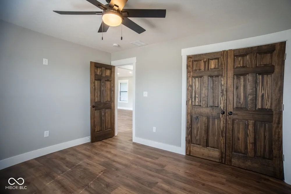 8826 S 450 W Rosedale, IN 47874