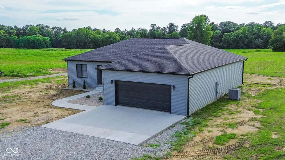 8826 S 450 W Rosedale, IN 47874