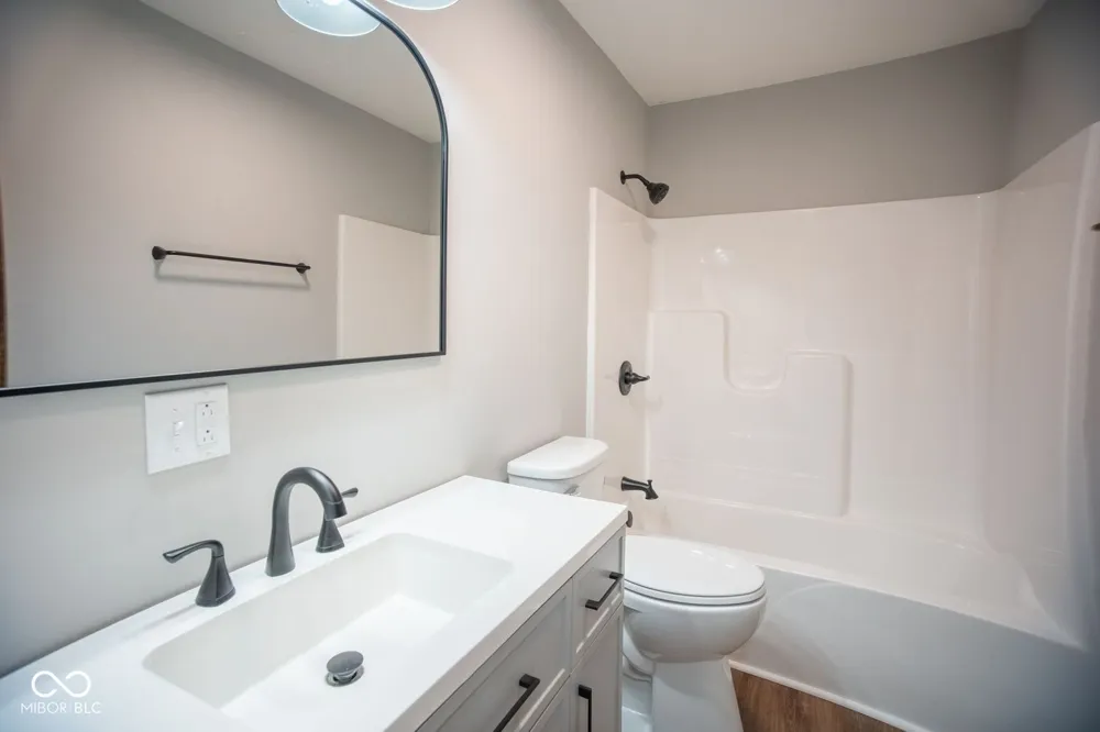 8826 S 450 W Rosedale, IN 47874