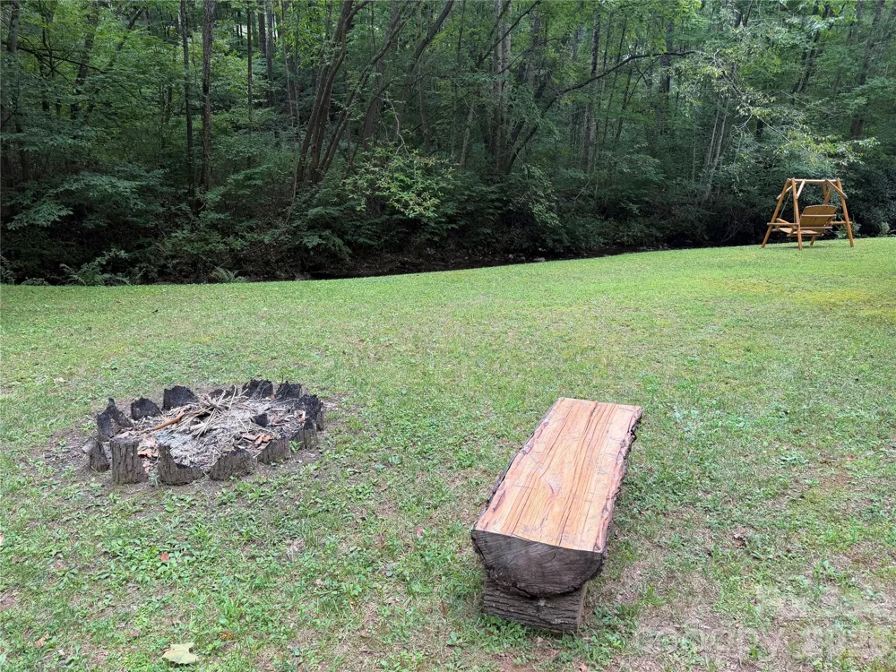 1921 Longbottom Road McGrady, NC 28649