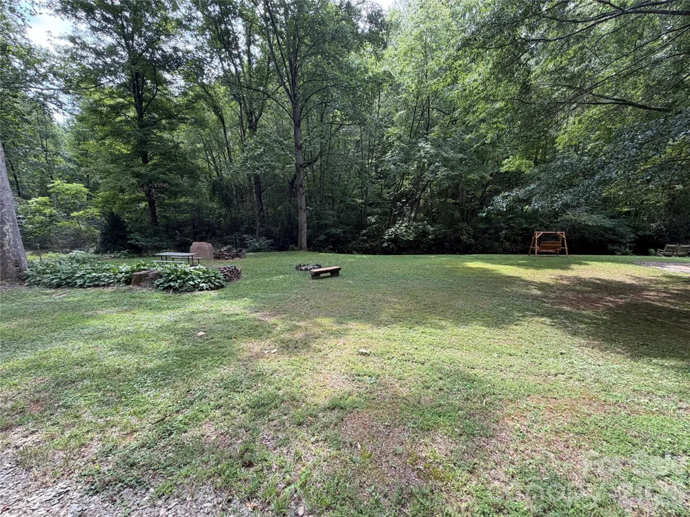 1921 Longbottom Road McGrady, NC 28649