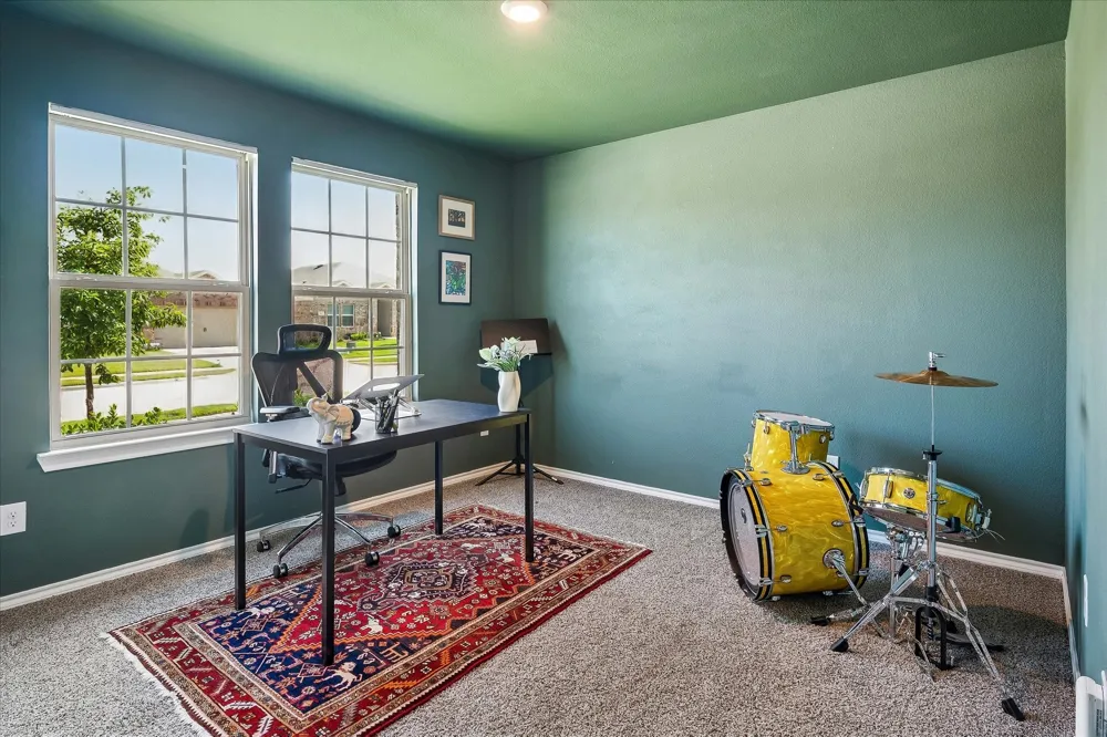936 Glover Drive Aubrey, TX 76227
