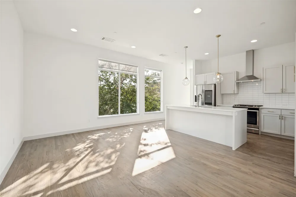 2103 Bennett Avenue #60 Dallas, TX 75206