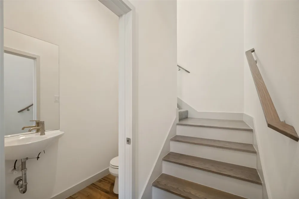 2103 Bennett Avenue #60 Dallas, TX 75206