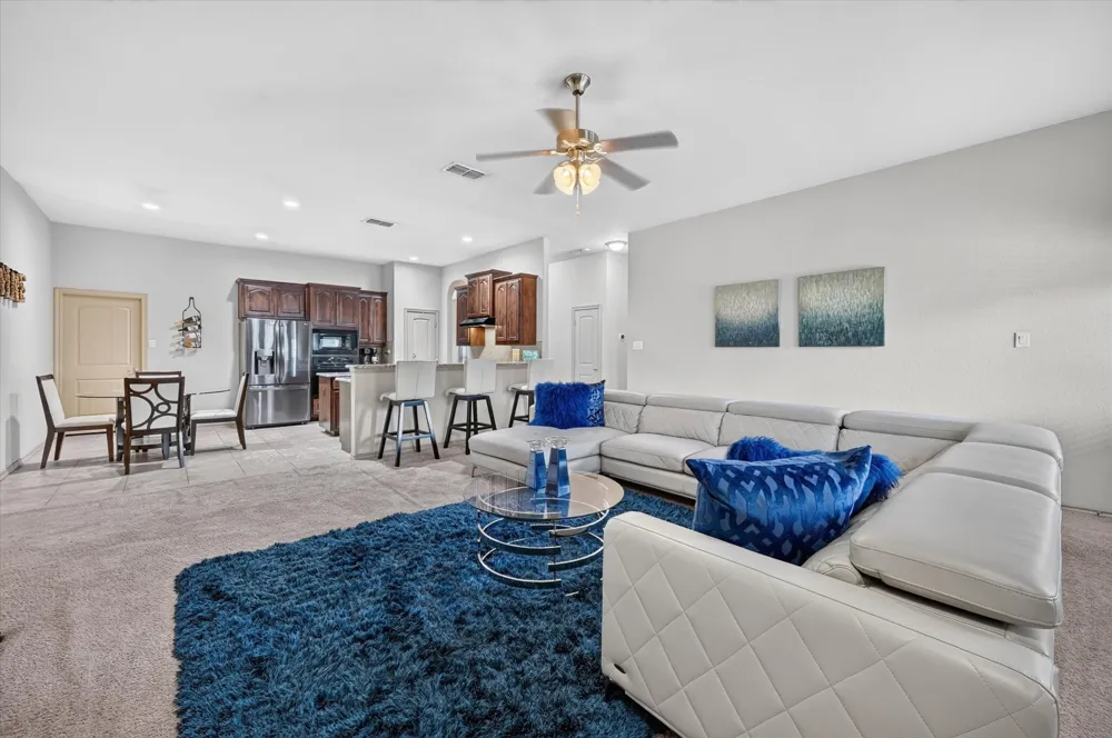 1107 Fairhaven Drive Glenn Heights, TX 75154