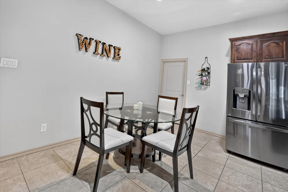 1107 Fairhaven Drive Glenn Heights, TX 75154
