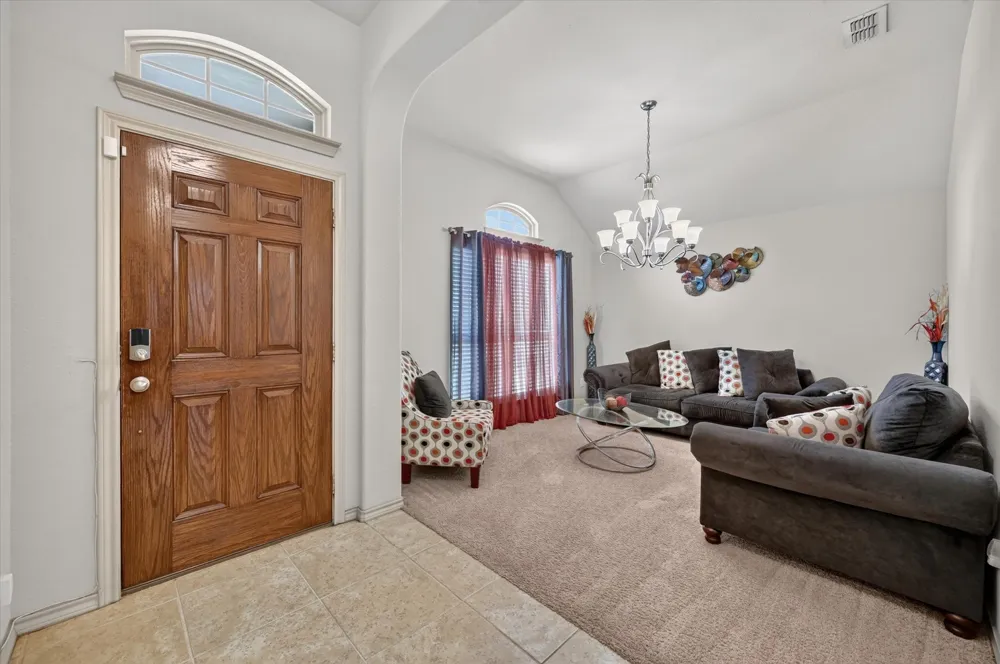 1107 Fairhaven Drive Glenn Heights, TX 75154