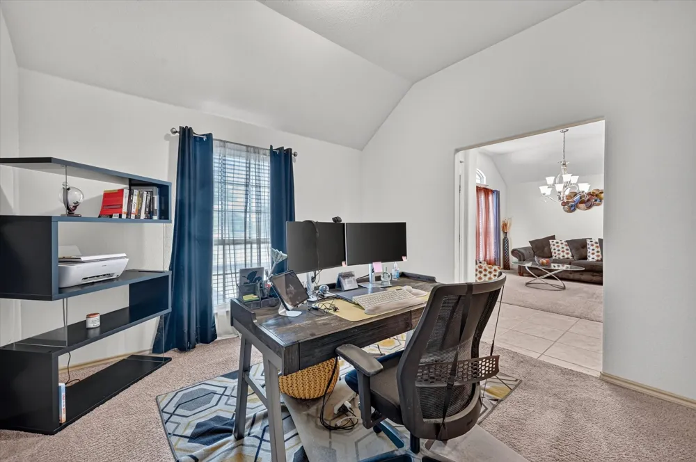 1107 Fairhaven Drive Glenn Heights, TX 75154