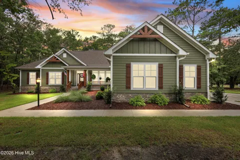 1812 Harbour Edge Lane SW