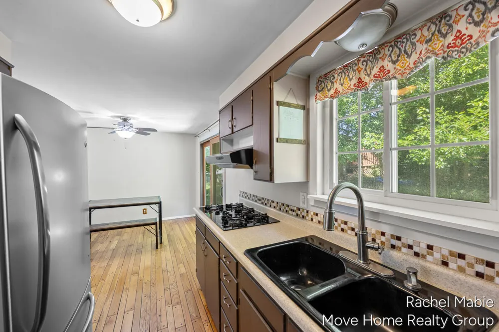 4774 Brookgate Drive NW Comstock Park, MI 49321