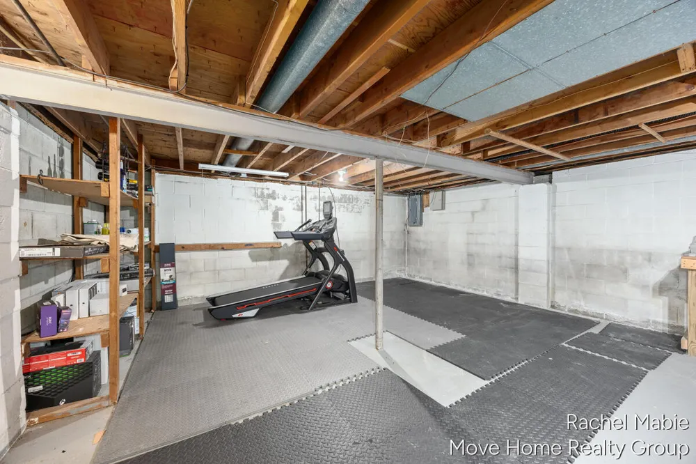 4774 Brookgate Drive NW Comstock Park, MI 49321