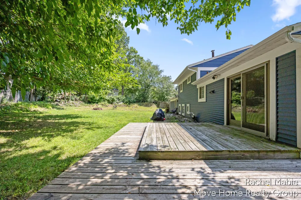 4774 Brookgate Drive NW Comstock Park, MI 49321