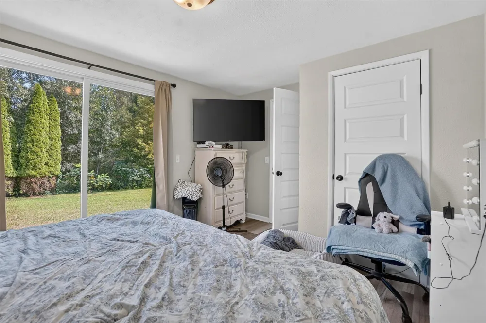 1790 Lakewood Drive Crystal, MI 48818