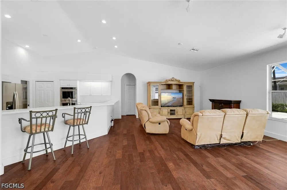 SE 19th Lane Cape Coral, FL 33990